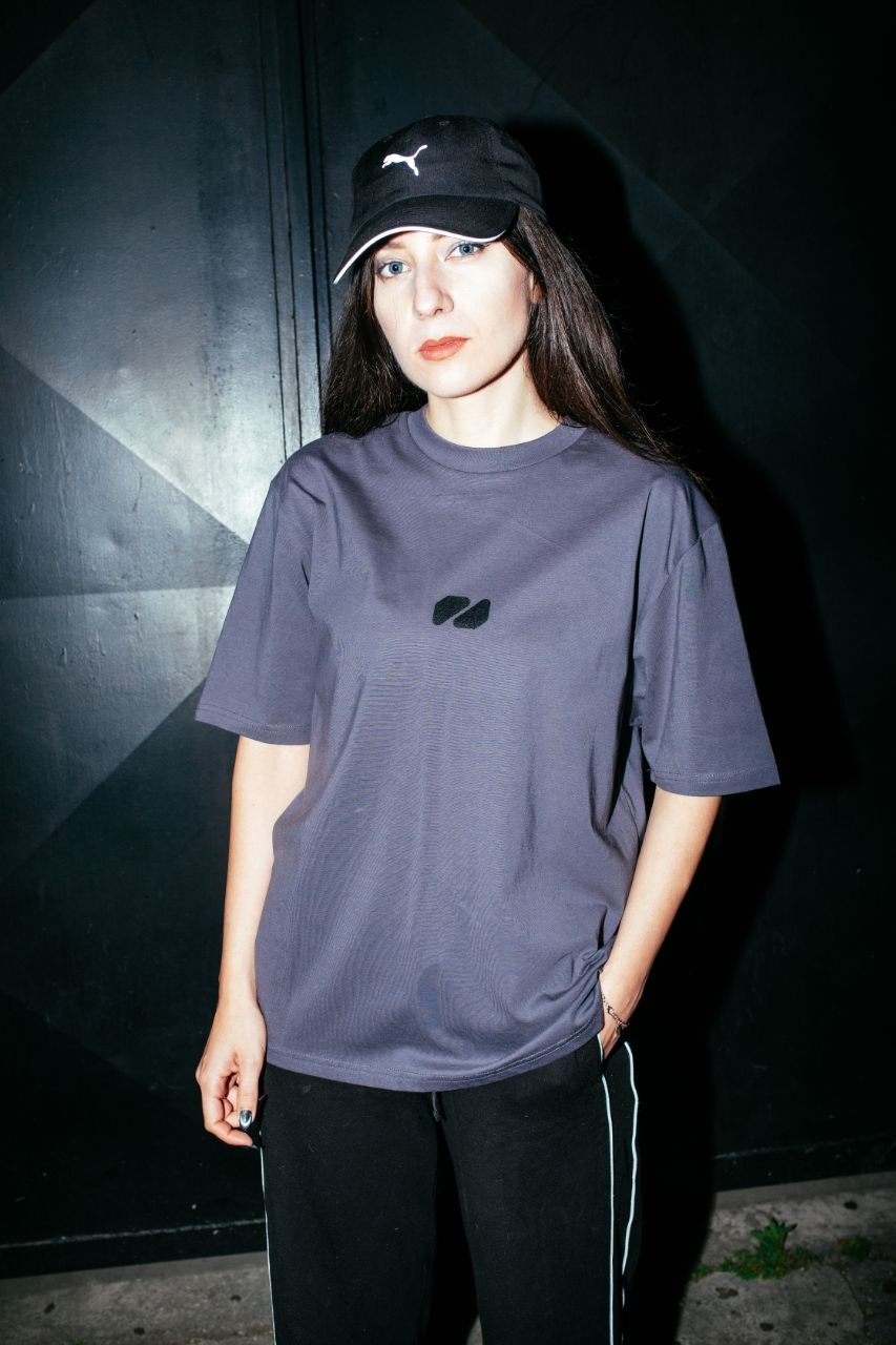 T-shirt oversize Stay Oflline and Dance Grey edition