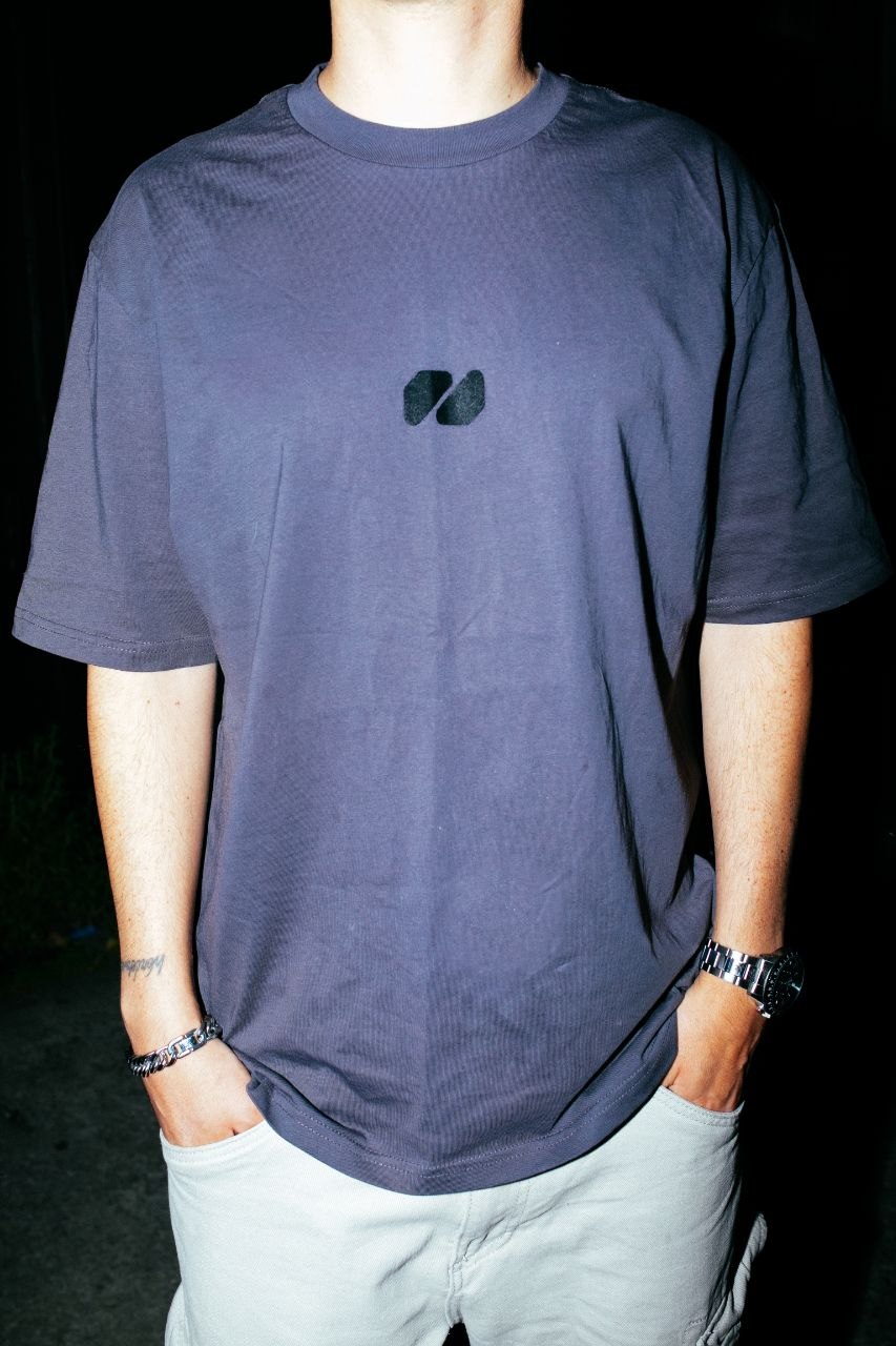 T-shirt oversize Stay Oflline and Dance Grey edition