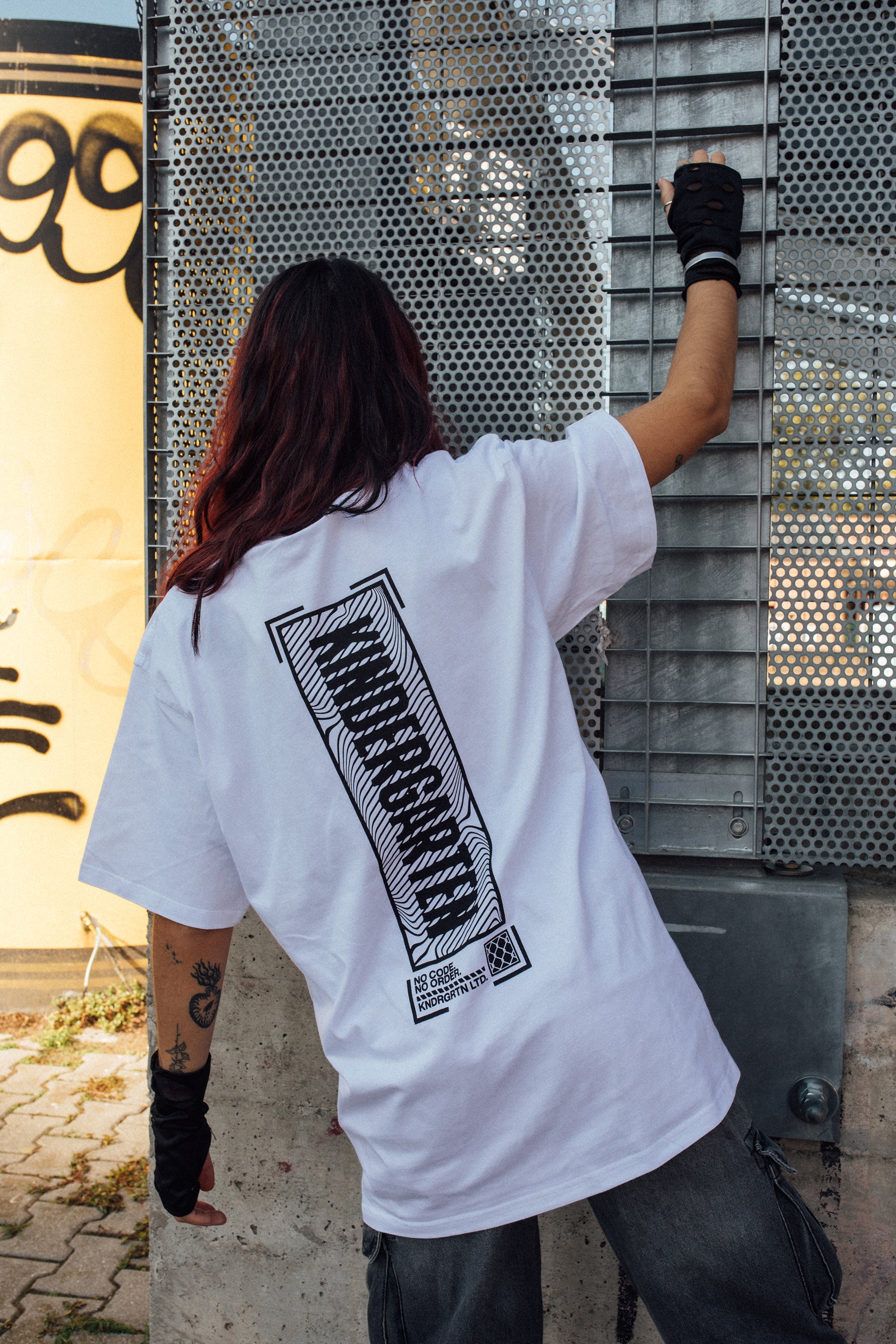 Kindergarten clubbing oversize White T-shirt