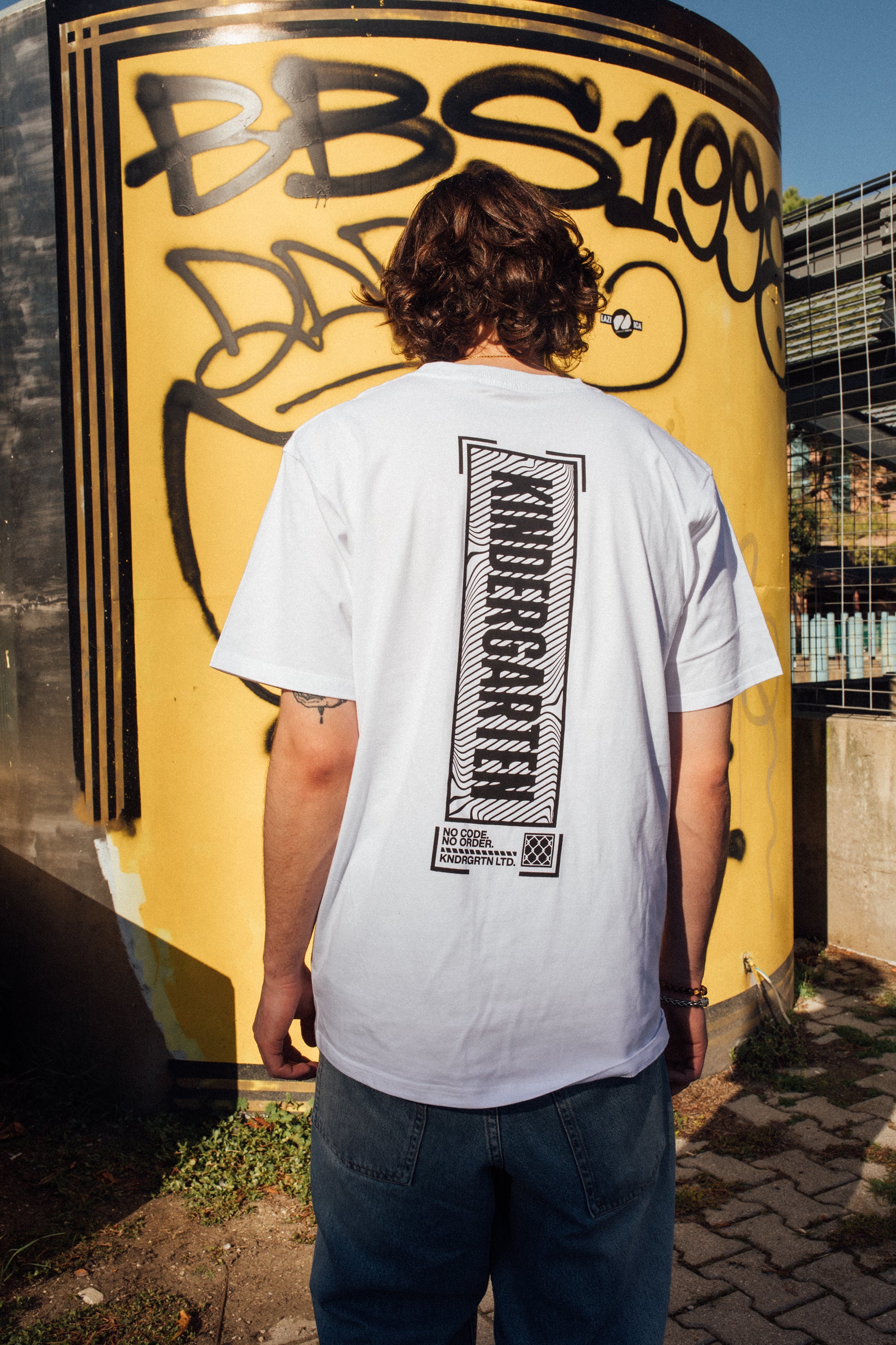 Kindergarten clubbing oversize White T-shirt